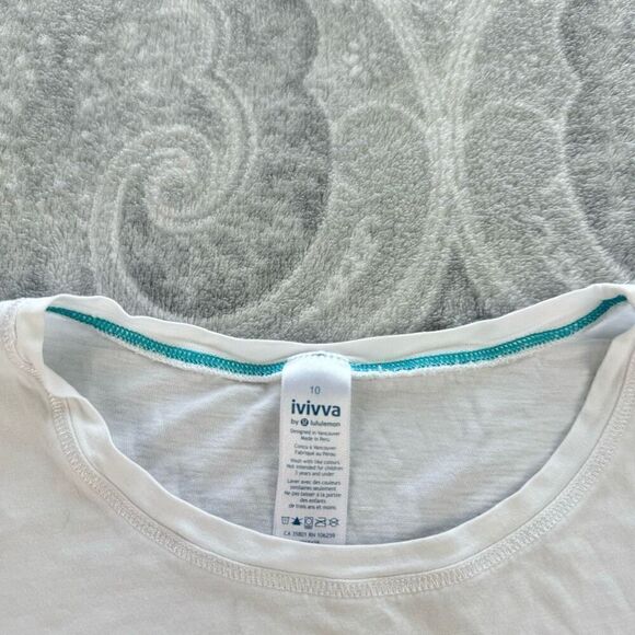Girls Ivivva Short Sleeve - Picture 3 of 3